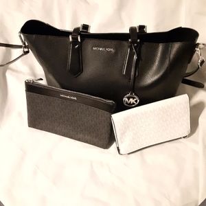 Michael Kors Kimberly 3piece tote